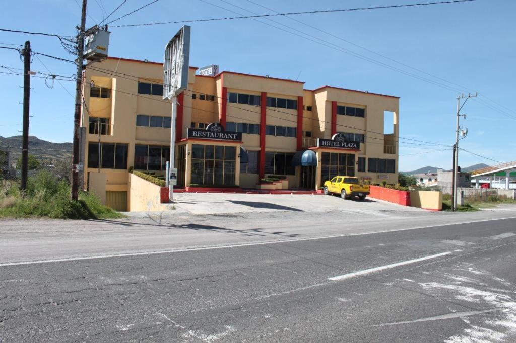 Hotel Plaza Sahagun Ciudad Sahagun Exterior photo